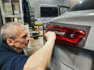 Оклейка антигравийной пленкой
Оклейка кузова виниловыми